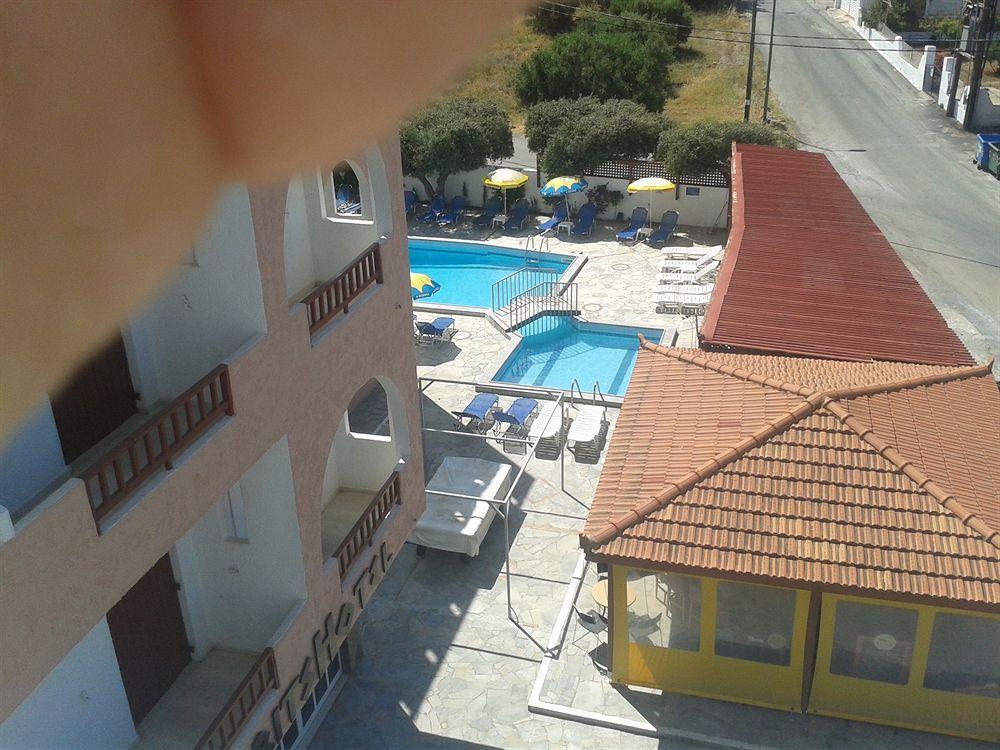 Krits Hotel Херсониссос Экстерьер фото
