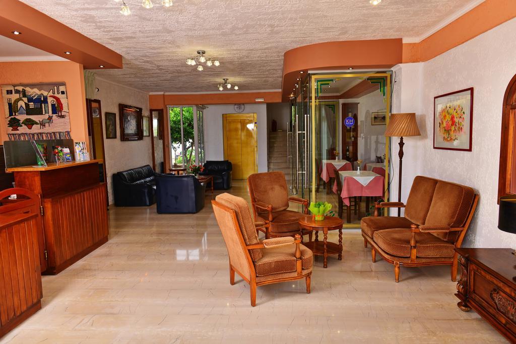 Krits Hotel Херсониссос Экстерьер фото