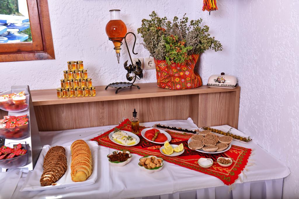 Krits Hotel Херсониссос Экстерьер фото